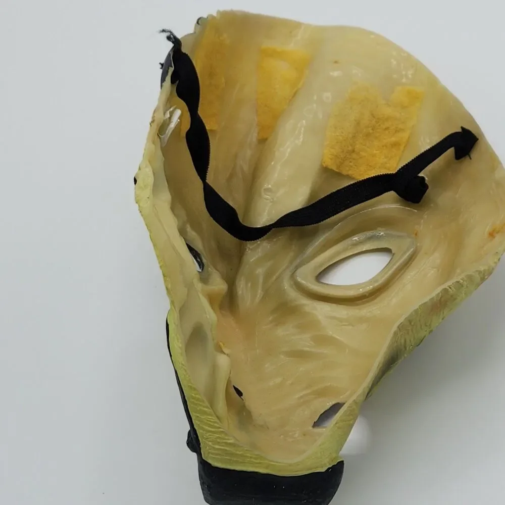 2009 Rubies Costume Company Alien Cyborg Swamp Monster Halloween Mask
